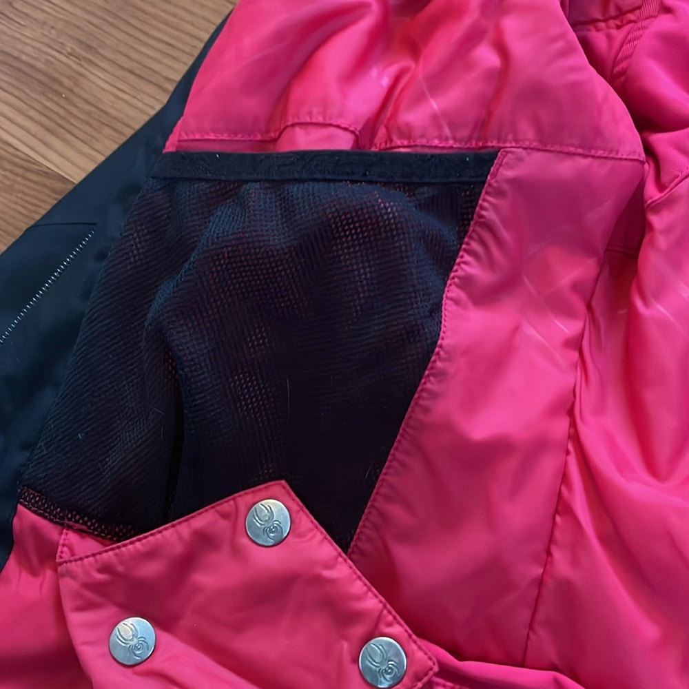 Women’s Winter Jacket 💙💚💛🕸️ - Picture 10 of 13